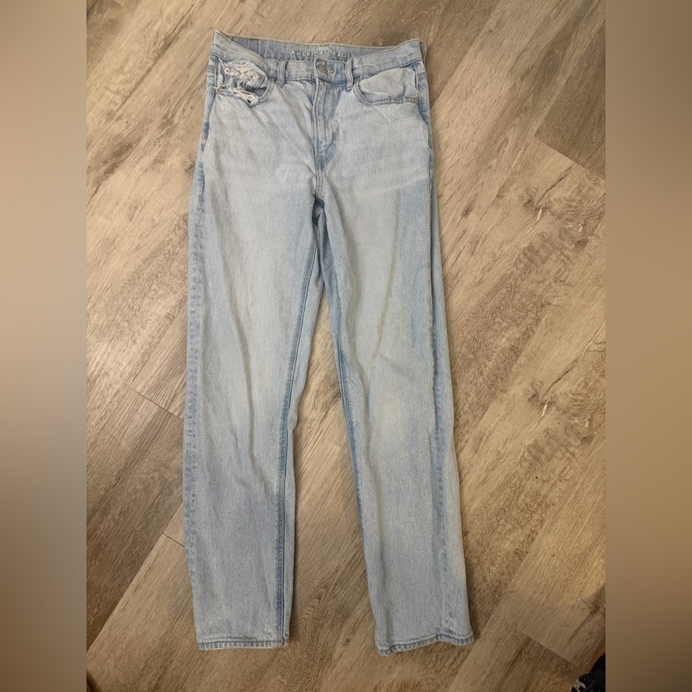 American Eagle High Rise Straight Jean